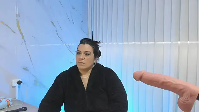 Snapshot of martina_foxy_ chatting on 03-15-25, 09:27 martina foxy online show from 03-15-25, 09:27