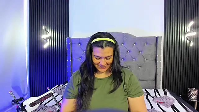 Snapshot of martina_foxy_ chatting on 10-09-25, 12:06 martina foxy online show from 10-09-25, 12:06