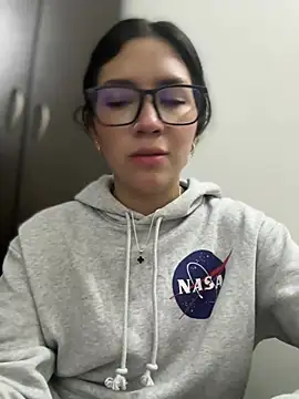 Snapshot of Mila_Morgan chatting on 03-07-25, 03:40 Mila Morgan online show from 03-07-25, 03:40