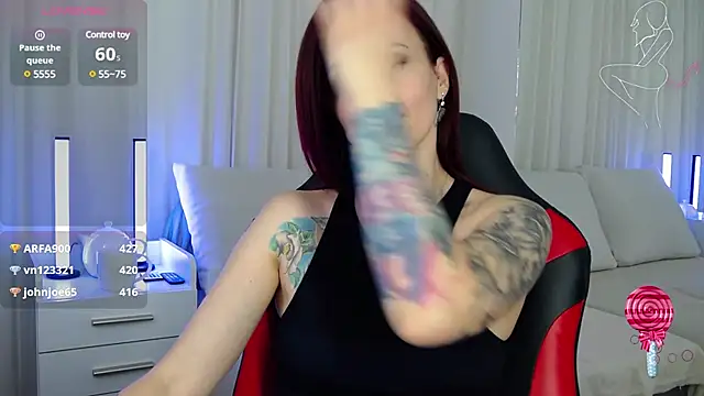 Snapshot of ElisaJane chatting on 01-18-25, 10:17 ElisaJane online show from 01-18-25, 10:17