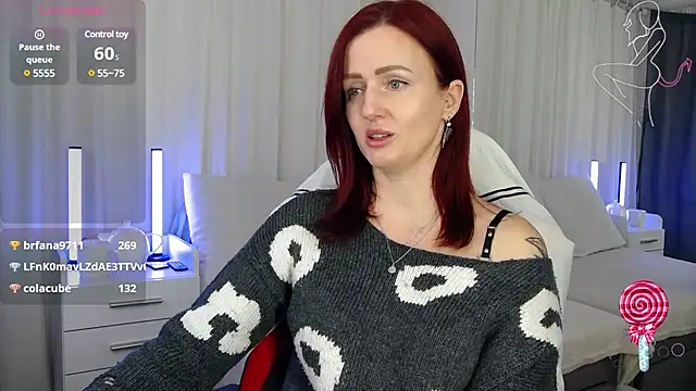 Snapshot of ElisaJane chatting on 02-05-25, 01:04 ElisaJane online show from 02-05-25, 01:04