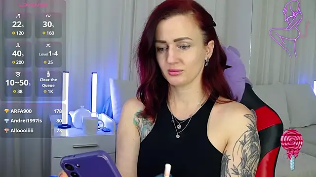 Snapshot of ElisaJane chatting on 01-19-25, 12:28 ElisaJane online show from 01-19-25, 12:28