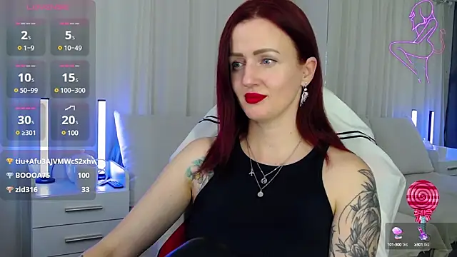 Snapshot of ElisaJane chatting on 01-25-25, 04:23 ElisaJane online show from 01-25-25, 04:23