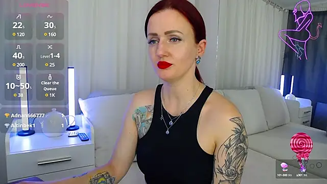 Snapshot of ElisaJane chatting on 02-20-25, 12:52 ElisaJane online show from 02-20-25, 12:52