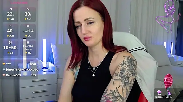 Snapshot of ElisaJane chatting on 02-08-25, 06:43 ElisaJane online show from 02-08-25, 06:43
