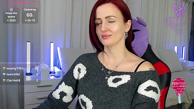 Snapshot of ElisaJane chatting on 01-21-25, 01:50 ElisaJane online show from 01-21-25, 01:50
