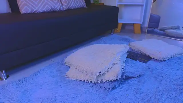 Isa  Blanc online show from 03-08-26, 02:26