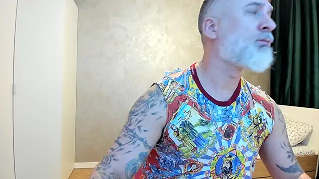 BlowMyXXL online show from 01-08-25, 07:13