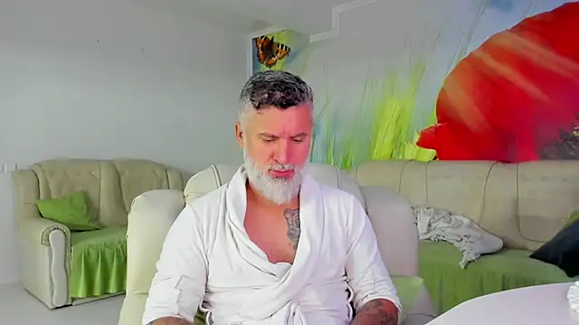 BlowMyXXL online show from 01-06-26, 06:45