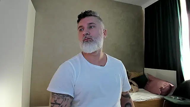 BlowMyXXL online show from 01-07-25, 10:33