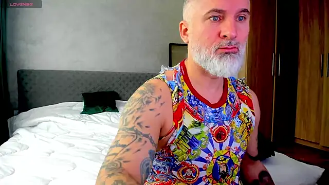 BlowMyXXL online show from 03-17-25, 07:46