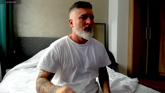 BlowMyXXL online show from 03-19-25, 10:44