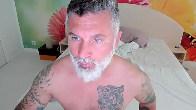 BlowMyXXL online show from 11-15-25, 12:31