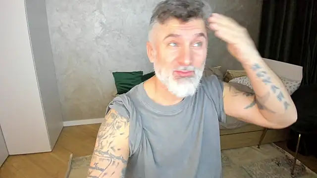 BlowMyXXL online show from 02-08-25, 11:34