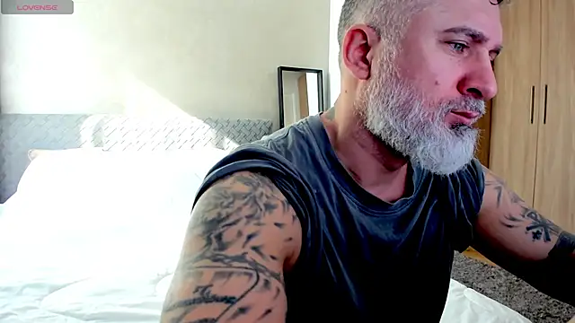 BlowMyXXL online show from 02-21-25, 08:51