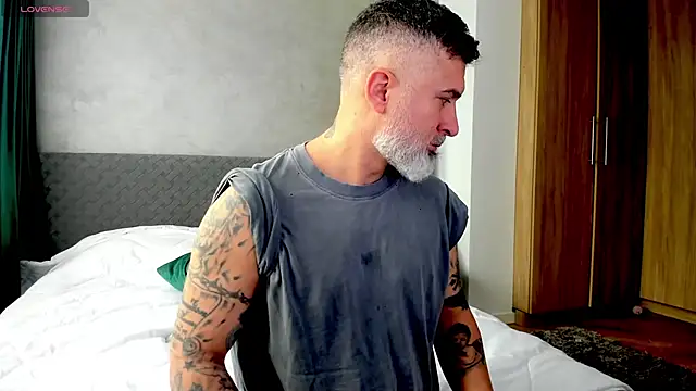 BlowMyXXL online show from 02-28-25, 08:31