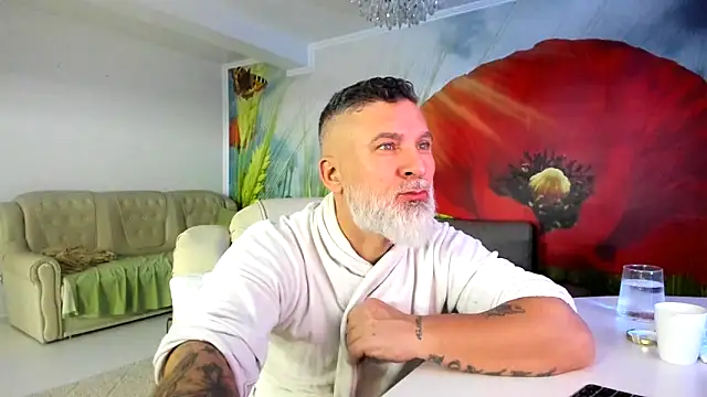 Snapshot of BlowMyXXL chatting on 02-10-26, 07:46 BlowMyXXL online show from 02-10-26, 07:46