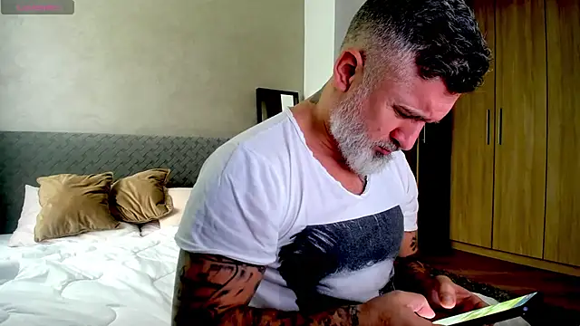 BlowMyXXL online show from 02-17-25, 10:07