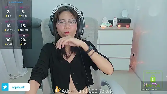 littlemiilk online show from 03-17-25, 05:49