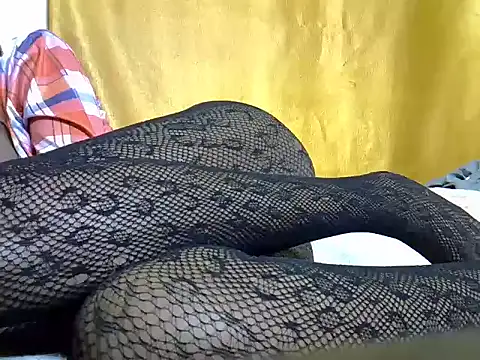 Skinny m online show from 10-10-25, 07:25