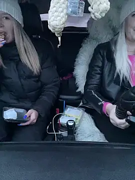 MerlinDave online show from 12-20-25, 02:47