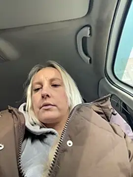 Snapshot of MerlinDave chatting on 02-20-26, 06:19 MerlinDave online show from 02-20-26, 06:19