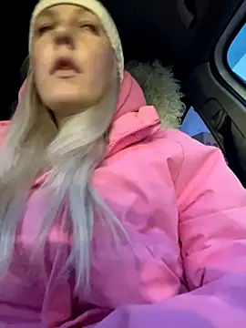 MerlinDave online show from 11-28-25, 02:01