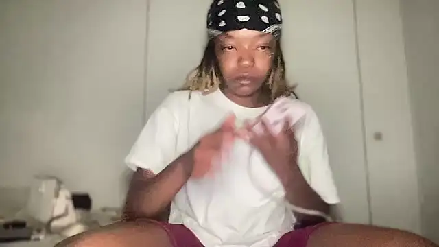 minimama69 online show from 10-12-25, 10:16