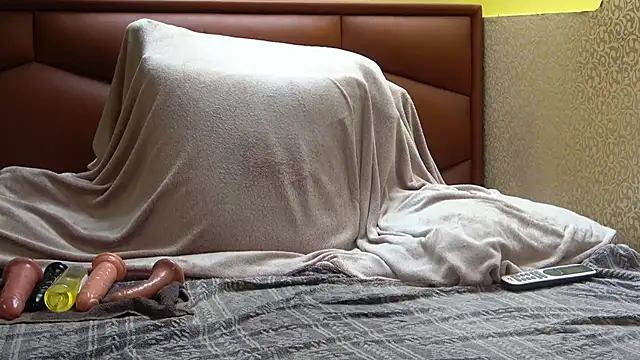 DanicaMoore online show from 04-10-26, 11:39