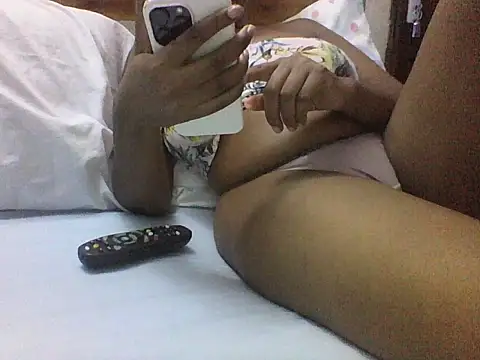 Snapshot of sweety_babra chatting on 03-16-25, 08:10 sweety babra online show from 03-16-25, 08:10