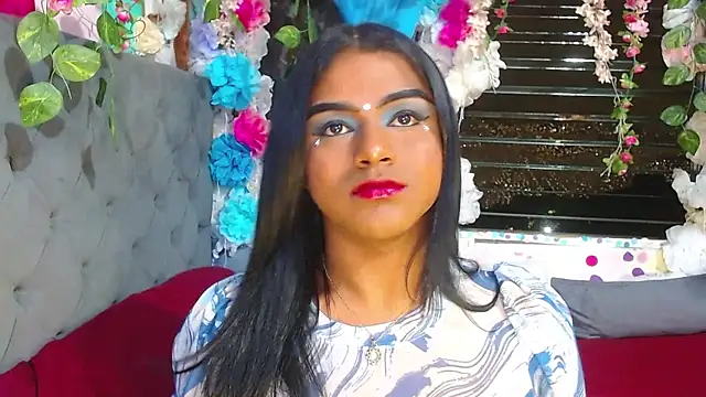 Snapshot of Karly_coffe chatting on 04-18-26, 05:54 Karly coffe online show from 04-18-26, 05:54