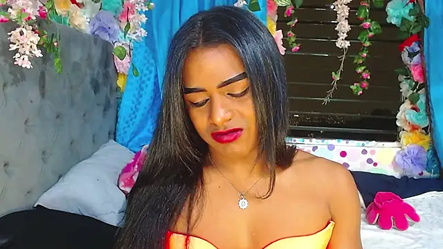 Karly coffe online show from 10-30-25, 03:49