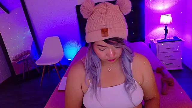 Snapshot of Cuckold_lover69 chatting on 03-18-25, 07:01 Cuckold lover69 online show from 03-18-25, 07:01