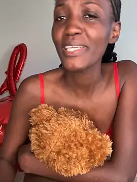 Snapshot of Fanclubbbbb chatting on 02-14-26, 08:14 Fanclubbbbb online show from 02-14-26, 08:14