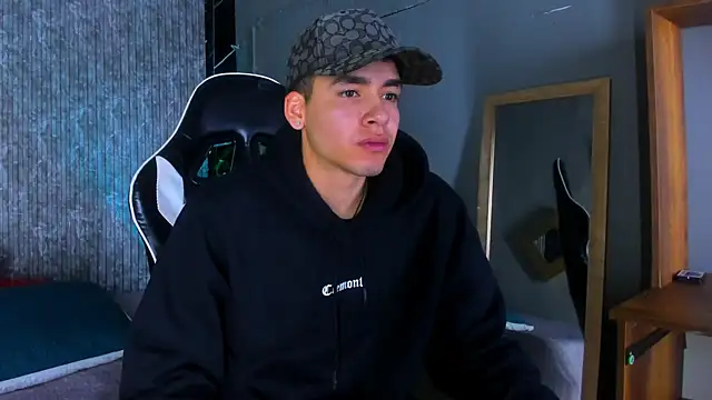 Mike 0233  online show from 03-14-25, 03:26