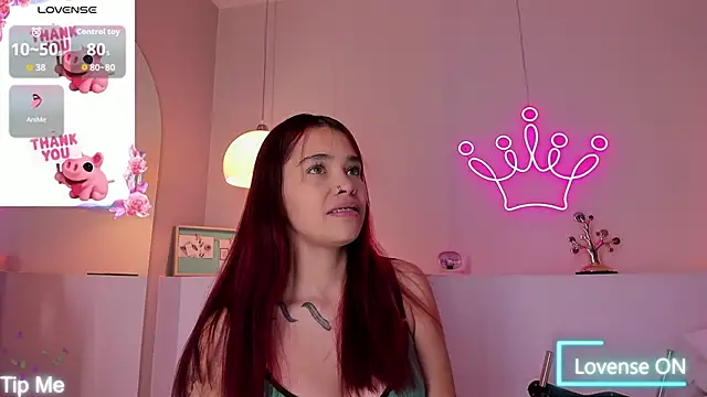 violeth hill online show from 11-24-25, 07:47