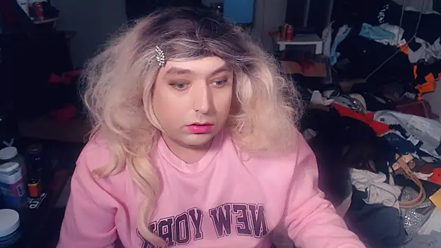 Snapshot of Chrissie_Ohna chatting on 02-21-25, 06:40 Chrissie Ohna online show from 02-21-25, 06:40