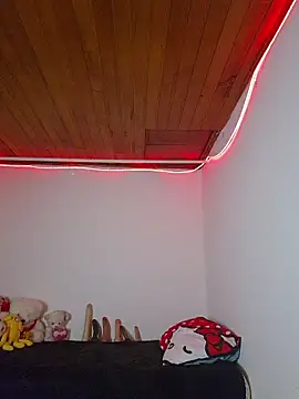 juli05star20 online show from 04-09-26, 02:24