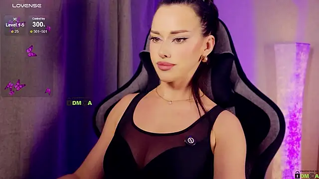 -CrazyAnna- online show from 03-25-26, 04:17