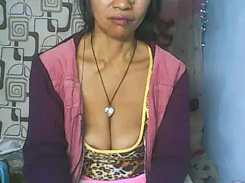 nene belle online show from 07-17-26, 06:38