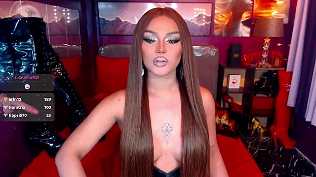 Snapshot of NatalyaFox chatting on 07-14-26, 02:05 NatalyaFox online show from 07-14-26, 02:05