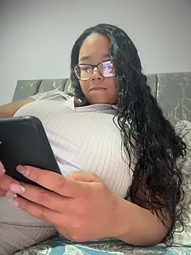 XMara online show from 11-25-25, 05:57