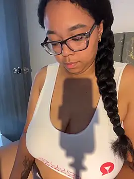 XMara online show from 03-18-26, 04:30