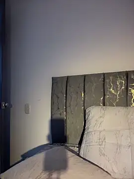 XMara online show from 03-12-26, 04:00