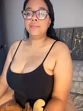 XMara online show from 04-20-26, 02:40