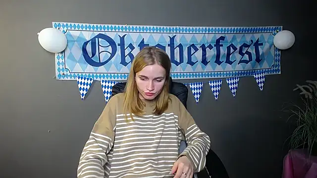 Snapshot of MargaritaKiss chatting on 10-12-25, 07:04 MargaritaKiss online show from 10-12-25, 07:04