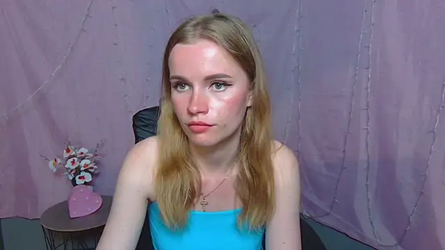 Snapshot of MargaritaKiss chatting on 05-19-26, 07:21 MargaritaKiss online show from 05-19-26, 07:21
