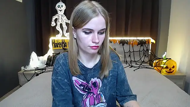 Snapshot of MargaritaKiss chatting on 10-16-25, 07:11 MargaritaKiss online show from 10-16-25, 07:11