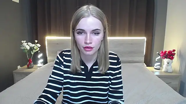 Snapshot of MargaritaKiss chatting on 09-17-25, 06:54 MargaritaKiss online show from 09-17-25, 06:54