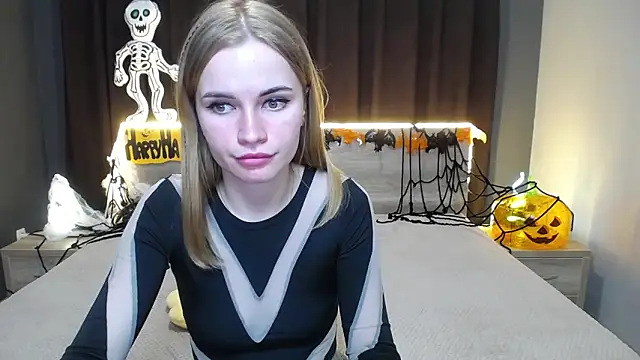 Snapshot of MargaritaKiss chatting on 10-21-25, 07:02 MargaritaKiss online show from 10-21-25, 07:02